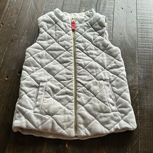 Osh Kosh B’gosh size 6 girls quilted and lined gray silver vest with gold zipper